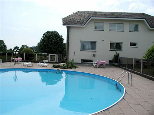 Roannay - Francorchamps Hotel Kültér fotó
